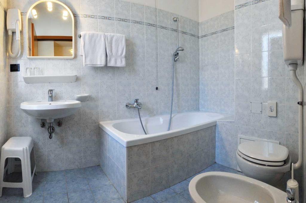 Double Room,254014909:JPEG